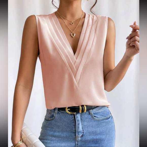 Luxe V neck blouse - Picture 8 of 15